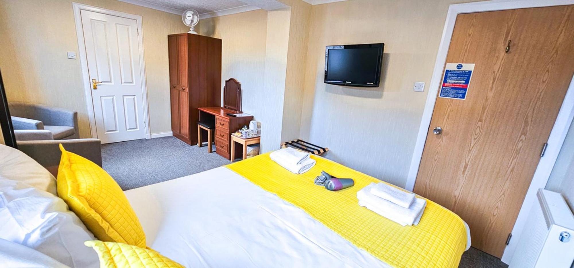 Mystayinn Abermar Guest House Инвернесс Экстерьер фото